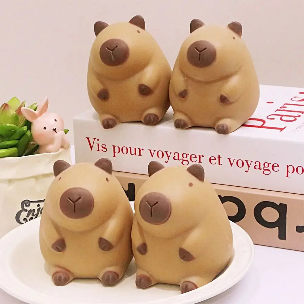Capybara Slow Rebound  Squeeze Toy Kawaii Brown Squeeze Toys Cartoon Capybara Stress Relief Decompression Toys for Kid Best Gift