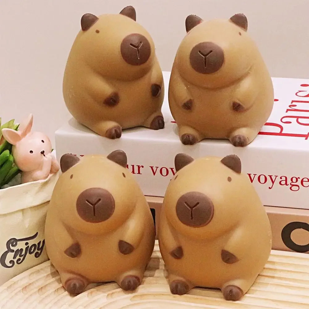 Capybara Slow Rebound  Squeeze Toy Kawaii Brown Squeeze Toys Cartoon Capybara Stress Relief Decompression Toys for Kid Best Gift